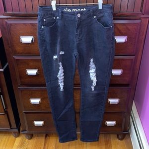Ele.ment Distressed Skinny Jeans 🖤